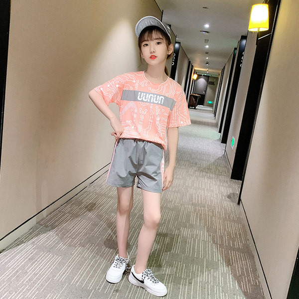 Детски комплект - тениска и къс панталон