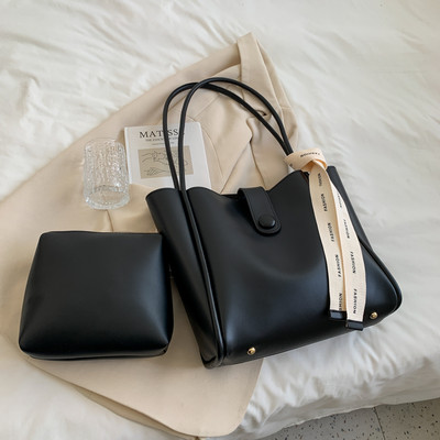 Дамска ежедневна чанта  с дълги дръжка