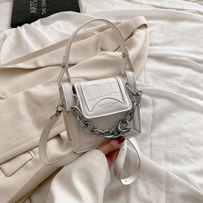 Стилна кожена чанта с две дръжки