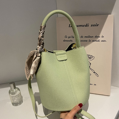 Дамска чанта от еко кожа подходяща за ежедневието