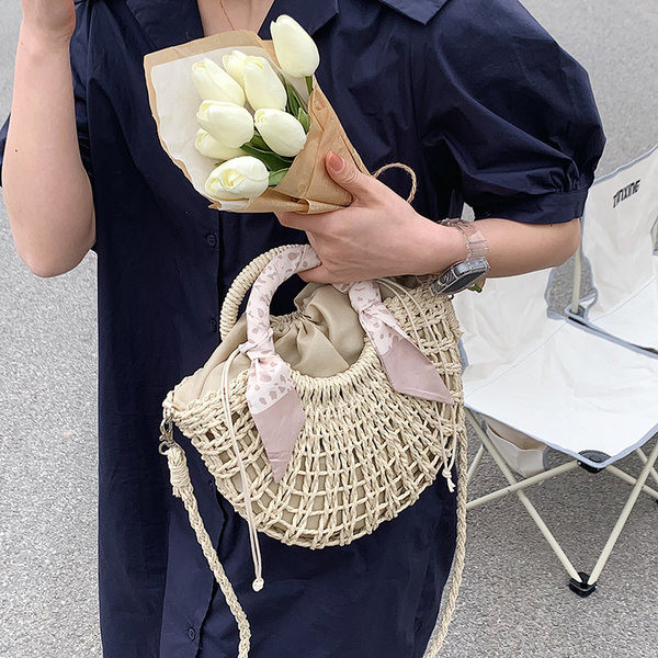 Дамска плетена чанта с текстилна подплата