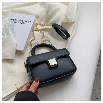 Дамска чанта с къса и дълга дръжка - от еко кожа