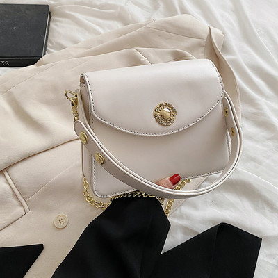 Модерна чанта от еко кожа със закопчалка