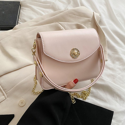 Модерна чанта от еко кожа със закопчалка