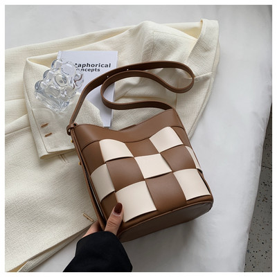 Дамска кожена чанта 