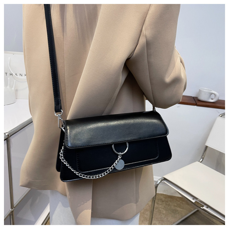 Moderna ženska torba sa metalnim lancem za žene