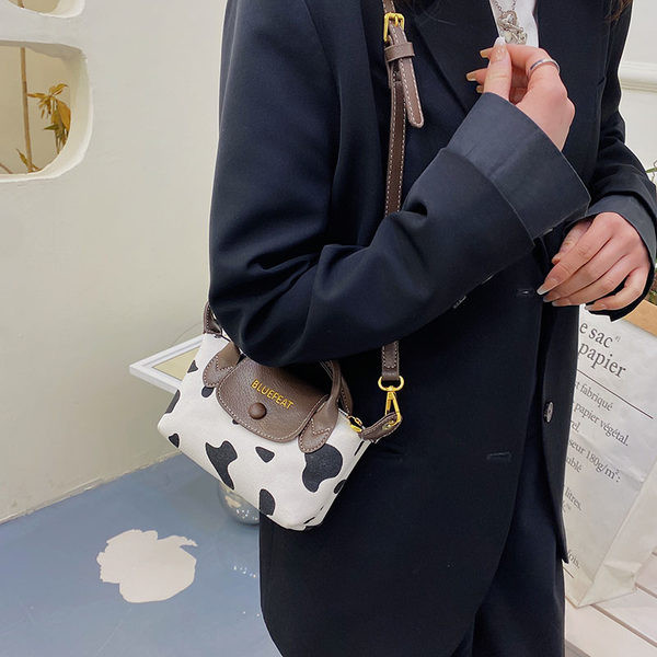 Нов модел малка дамска чанта с дръжка за рамо