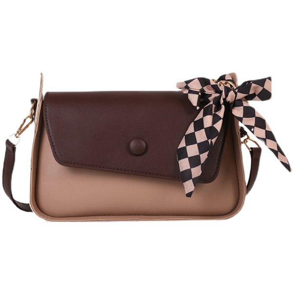 Малка правоъгълна чанта от еко кожа