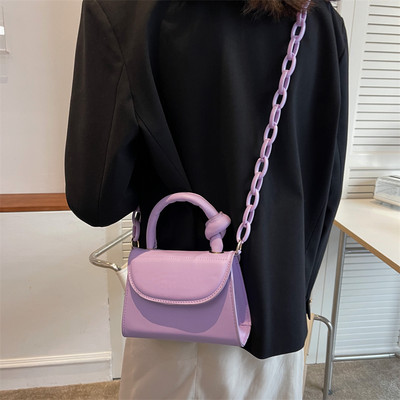 Нов модел чанта от еко кожа с две дръжки