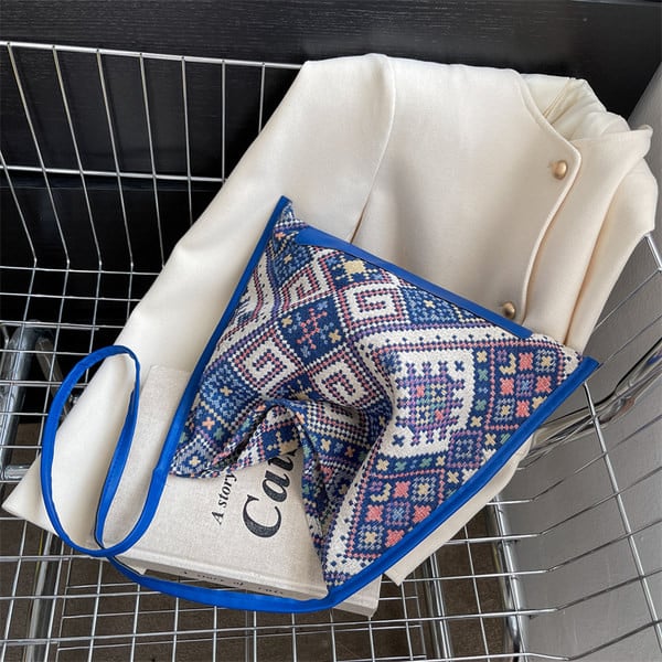 Ежедневна чанта от текстил с цип 