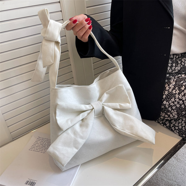 Дамска платнена чанта с панделка -няколко цвята