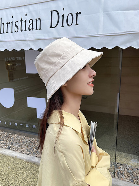 Дамска рибарска шапка в три цвята