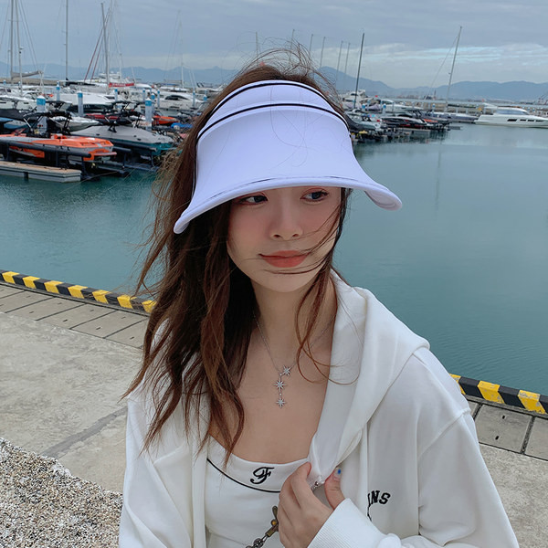 Дамска ежедневна козирка в два цвята