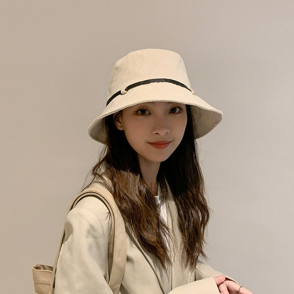 Дамска шапка рипс в три цвята