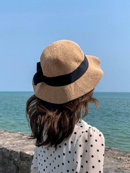 Плажна шапка с панделка за жени