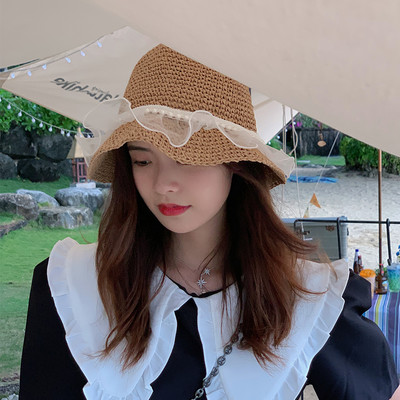Γυναικείο καπέλο με τούλι και πέρλες