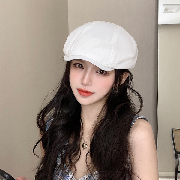 Дамска пролетно-есенна шапка тип барета 