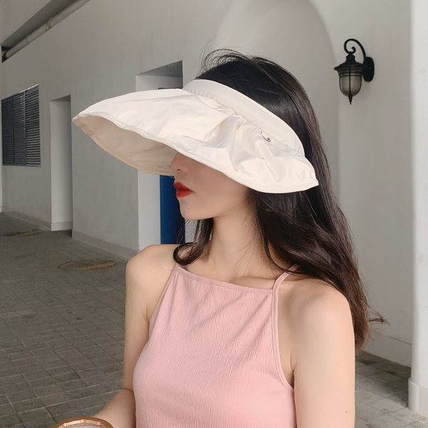 Дамска лятна шапка с козирка 