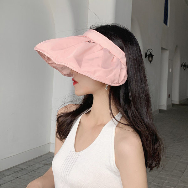 Дамска лятна шапка с козирка 