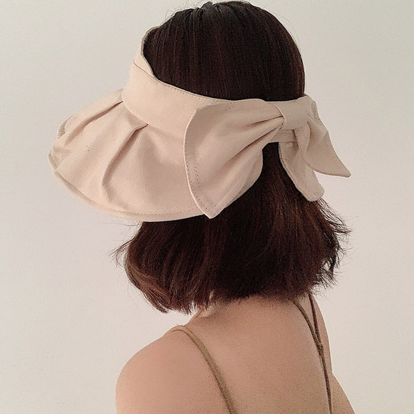 Дамска лятна козирка с панделка