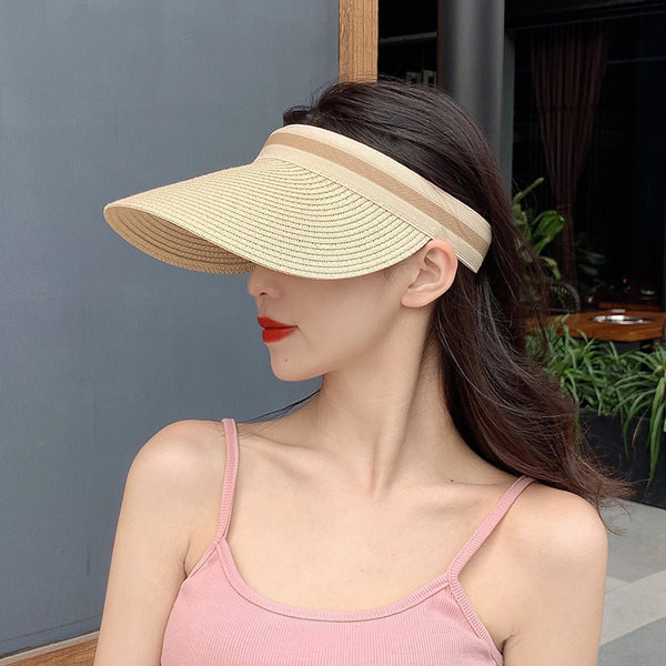 Дамска шапка тип козирка в няколко цвята