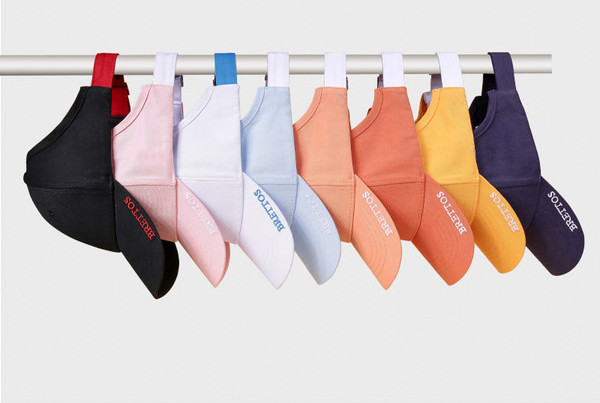 Дамска козирка с надпис в няколко цвята