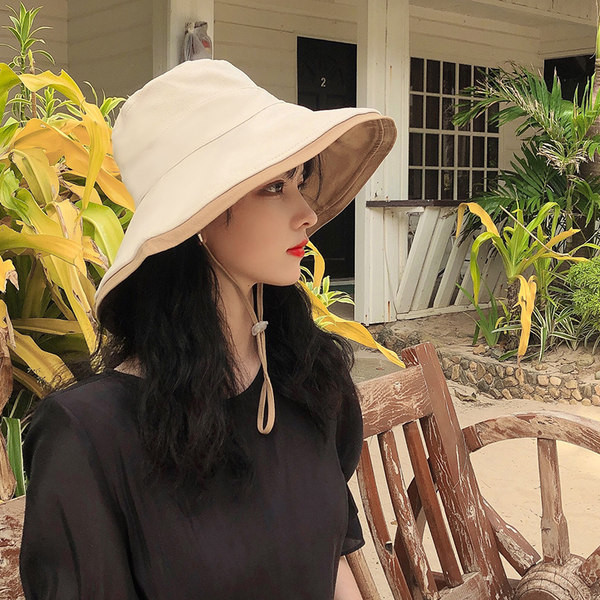 Дамска лятна шапка-изчистен модел