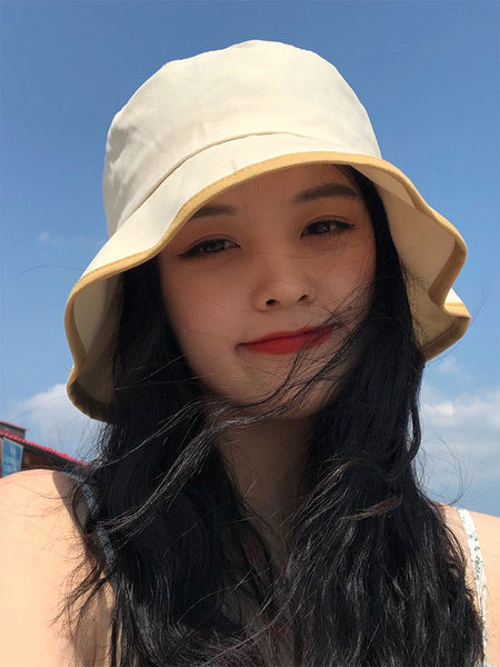 Платнена дамска шапка - няколко цвята