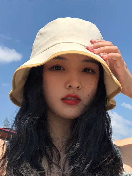 Платнена дамска шапка - няколко цвята