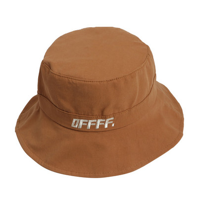 Ženska kapa sa poderanim motivima