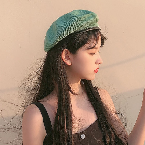 Ženska kapa beretka u više boja