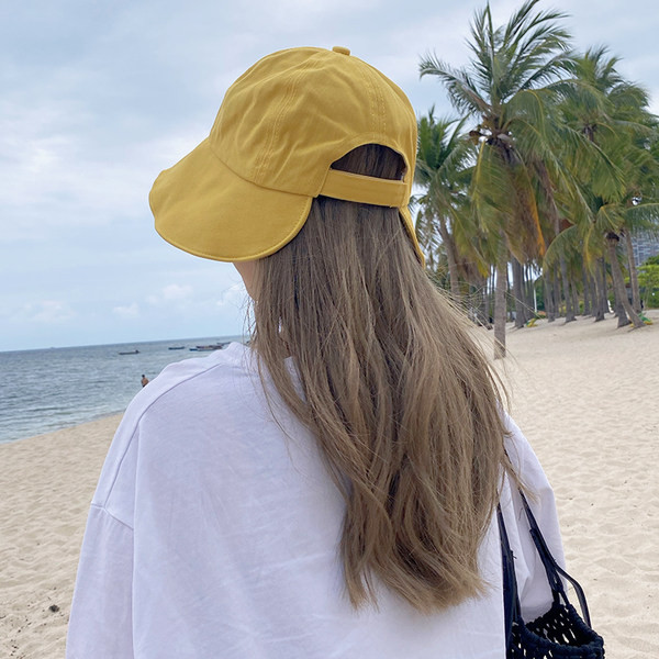 Ženska ljetna tanka kapa sa šilterom