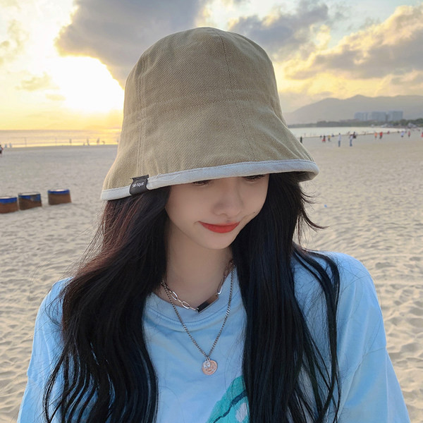 Ženska svakodnevna ribička kapa s amblemom