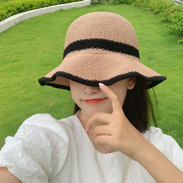 Γυναικείο καπέλο με κρόσσια σε τέσσερα χρώματα