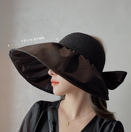 Ženski šešir sa trakom i resama - tri boje