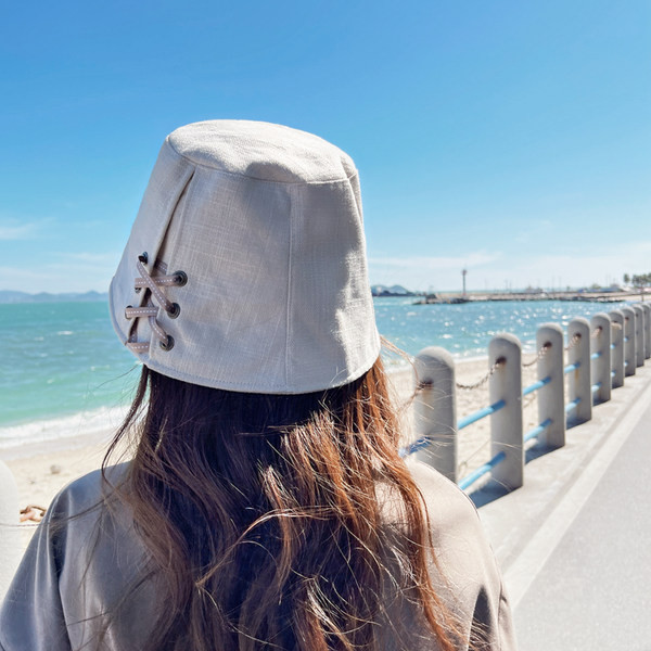 Дамска рибарска шапка с връзки