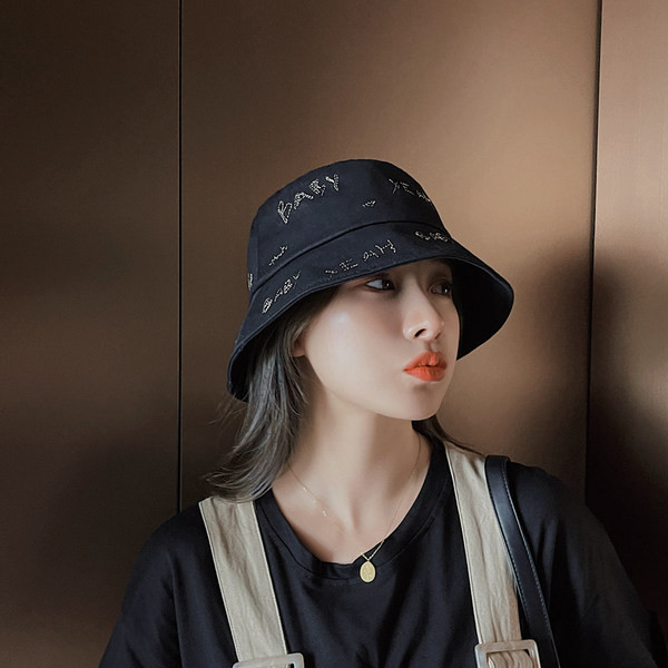 Текстилна рибарска шапка с надписи