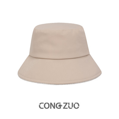 Ежедневна дамска шапка с периферия