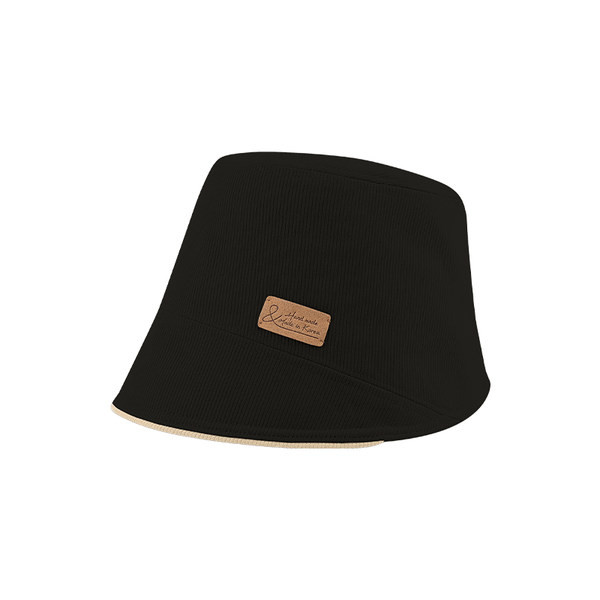 Дамска шапка в три цвята