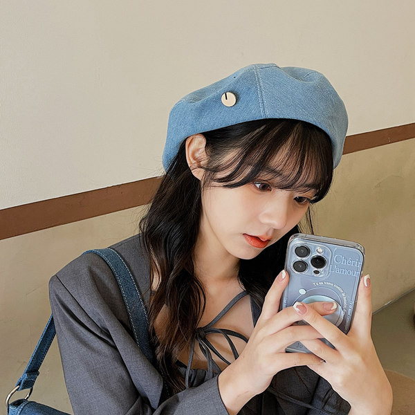 Дамска дънкова барета в два цвята