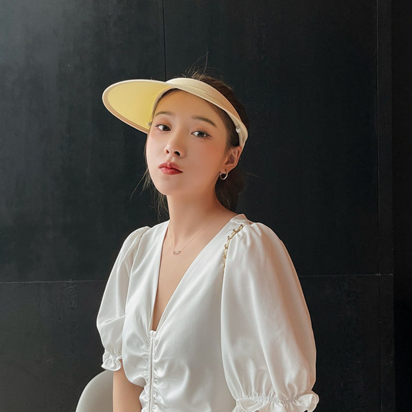 Дамска козирка в четири цвята