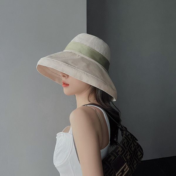 Дамска ежедневна шапка с шал и голяма периферия