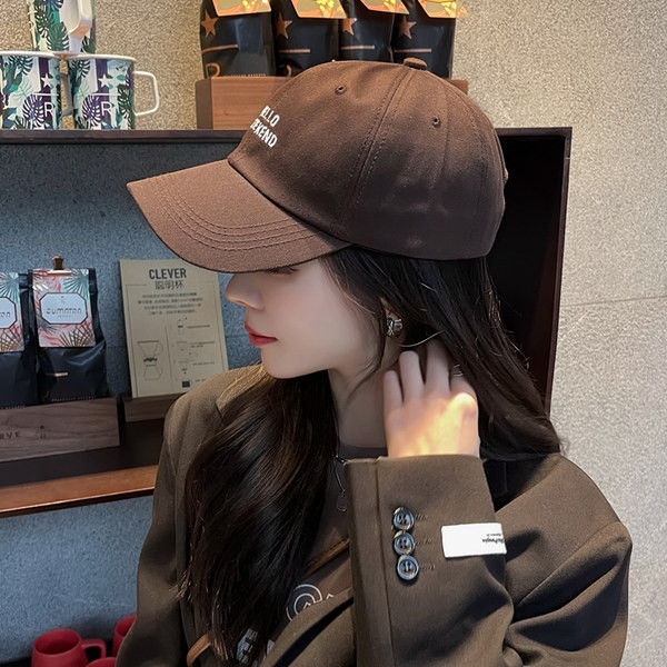 Tekstiilist naiste pesapallimüts