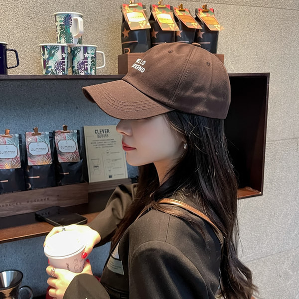 Tekstiilist naiste pesapallimüts