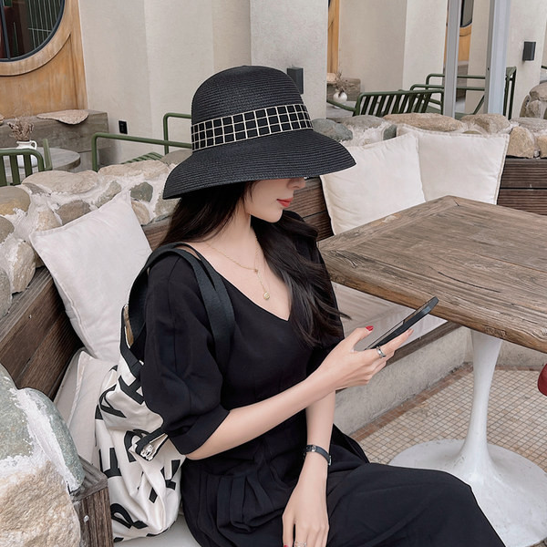 Пролетно-лятна дамска слънцезащитна шапка 