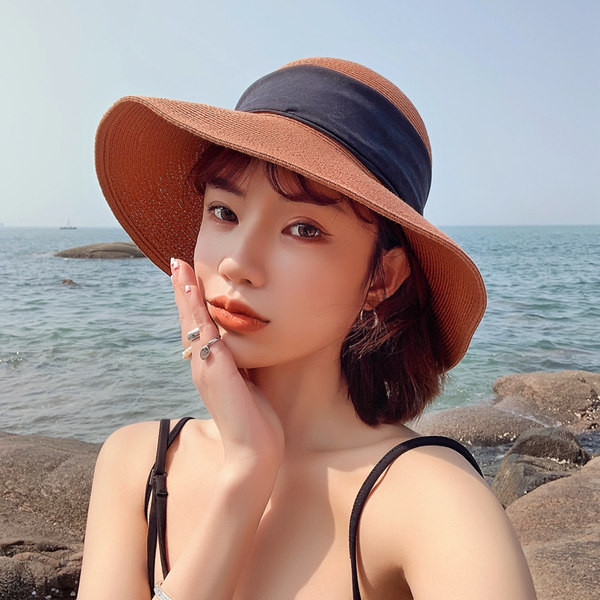 Плажна слънцезащитна шапка за жени