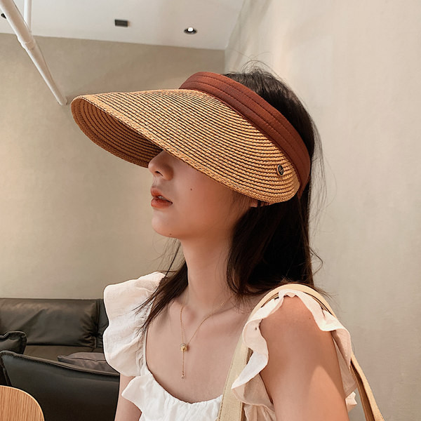 Лятна сламена козирка за жени