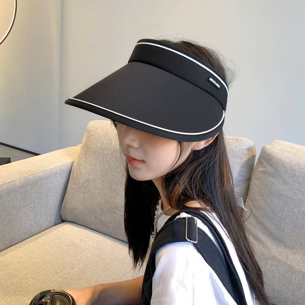 Päikesesirm valge ja must