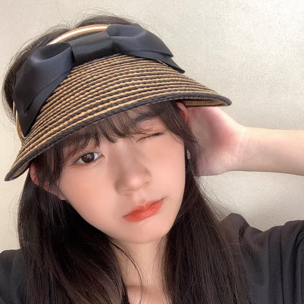 Дамска козирка с панделка