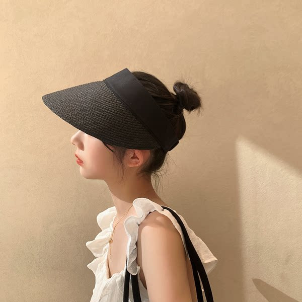 Naiste suvemüts visiiriga